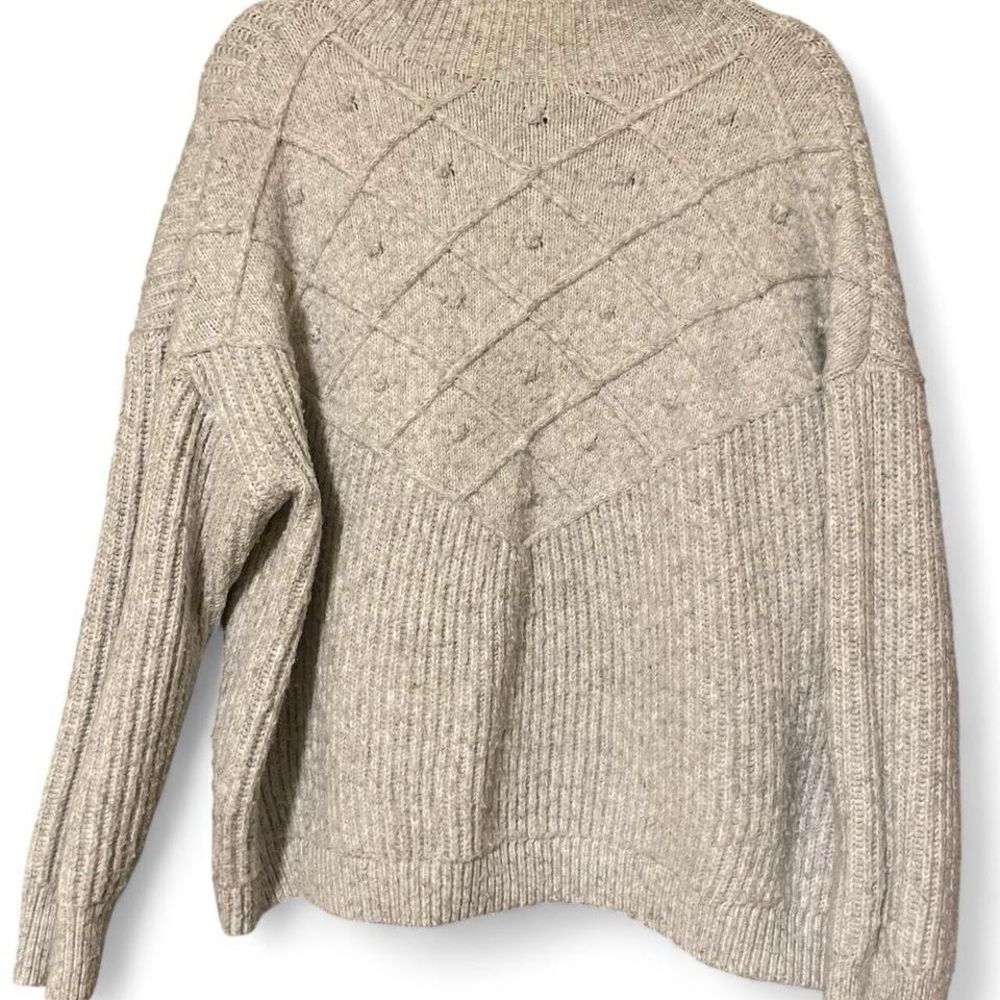 Calvin Klein Textured Gray Turtleneck Sweater
